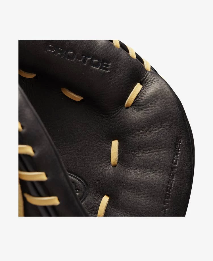 2022 WILSON A1000 CM33 33" BASEBALL CATCHER'S MITT 9 2022 WILSON A1000 CM33 33" BASEBALL CATCHER'S MITT - Image 7