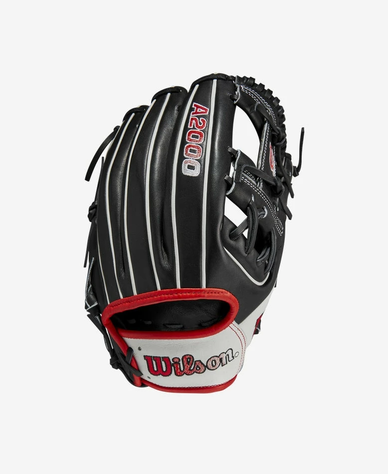 2023 WILSON A2000® 1975 11.75” INFIELD BASEBALL GLOVE 3 2023 WILSON A2000® 1975 11.75” INFIELD BASEBALL GLOVE