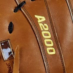 WILSON 2020 A2000 2013 12.5" FIRST BASE BASEBALL MITT -Hot Sale Baseball Gloves Store WTA20RB202013 BROWNBLACK DET alt2